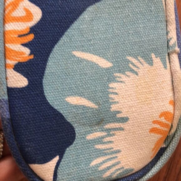 Lily Pulitzer Canvas wristlet & Large shopping bag - Picture 6 of 12